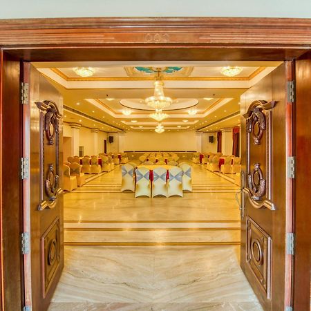 Hotel Le Royal Park Пондичери Екстериор снимка