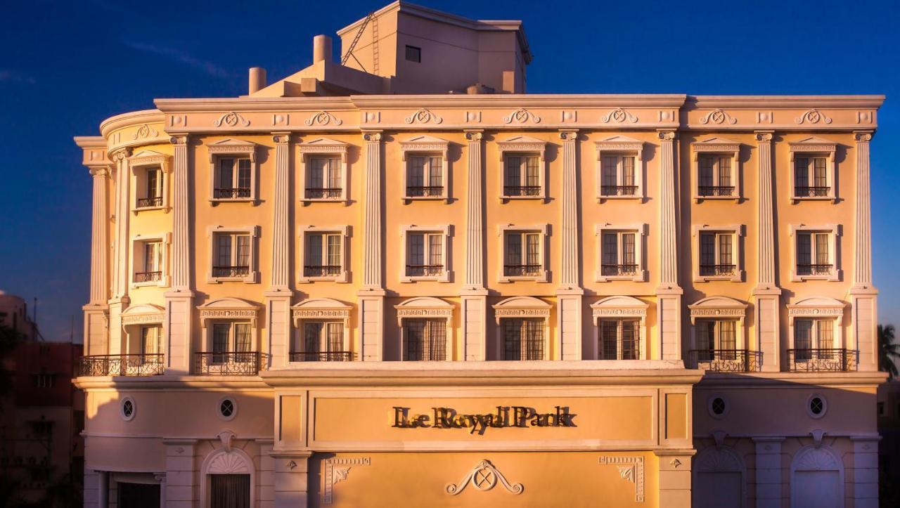 Hotel Le Royal Park Пондичери Екстериор снимка