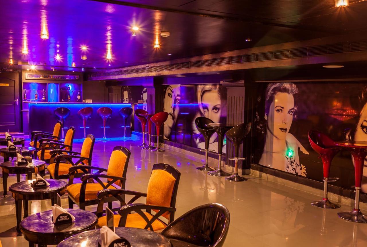 Hotel Le Royal Park Пондичери Екстериор снимка