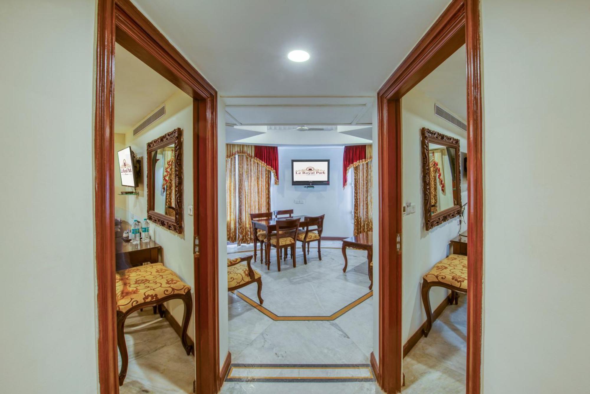 Hotel Le Royal Park Пондичери Екстериор снимка